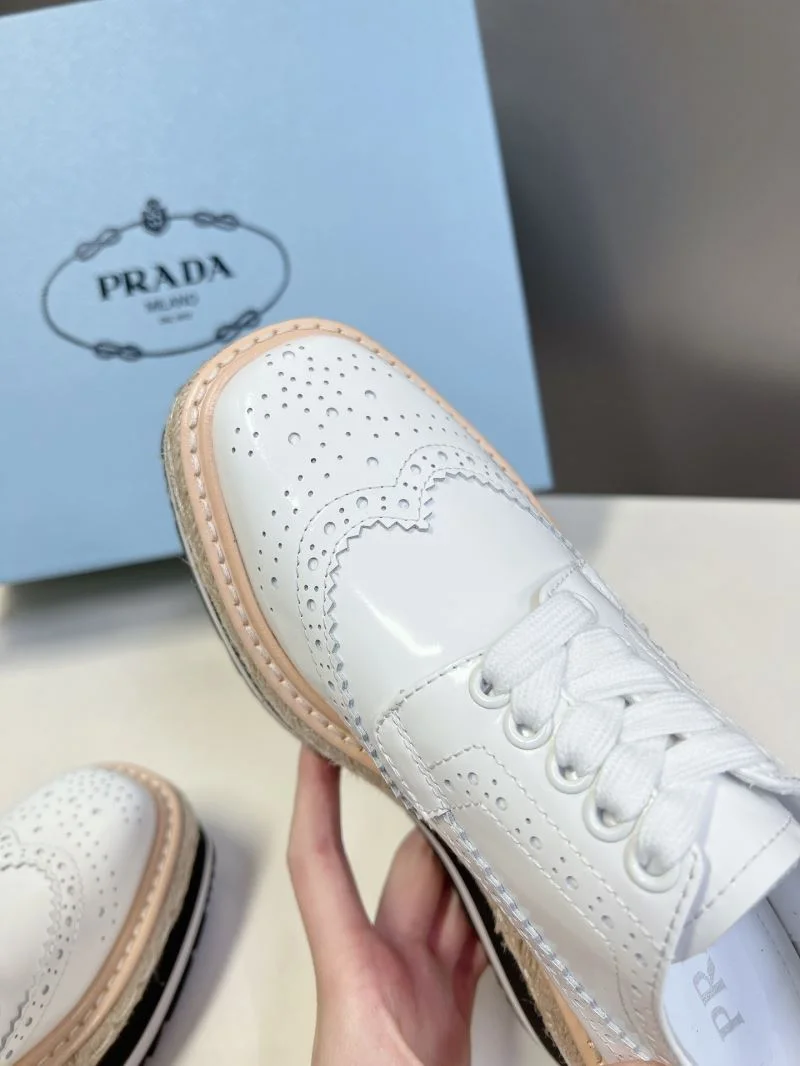 Prada Low Shoes Popular 34426