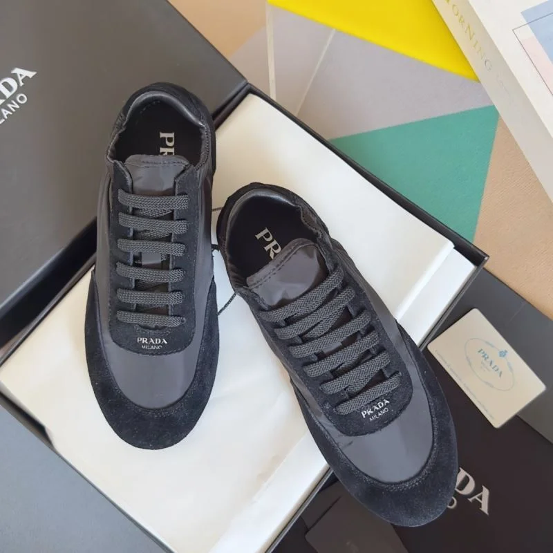Prada Low Shoes Flexible 34413