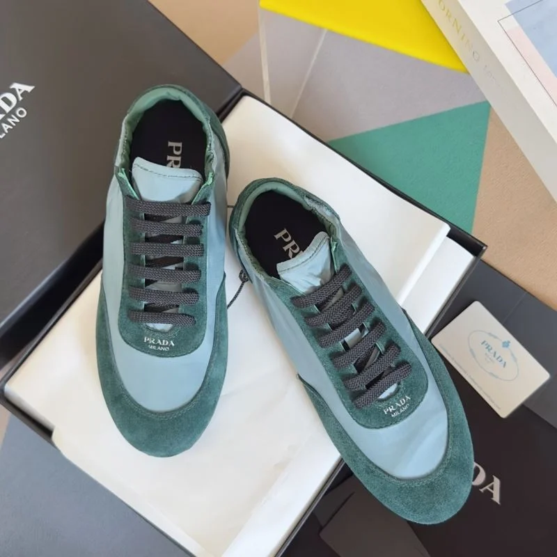 Sporty Prada Low Shoes 34423