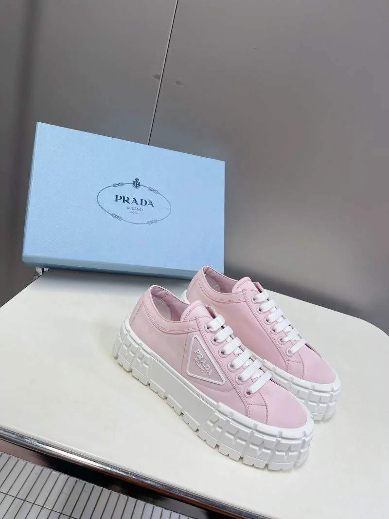 Prada Low Shoes MultiPurpose 34417