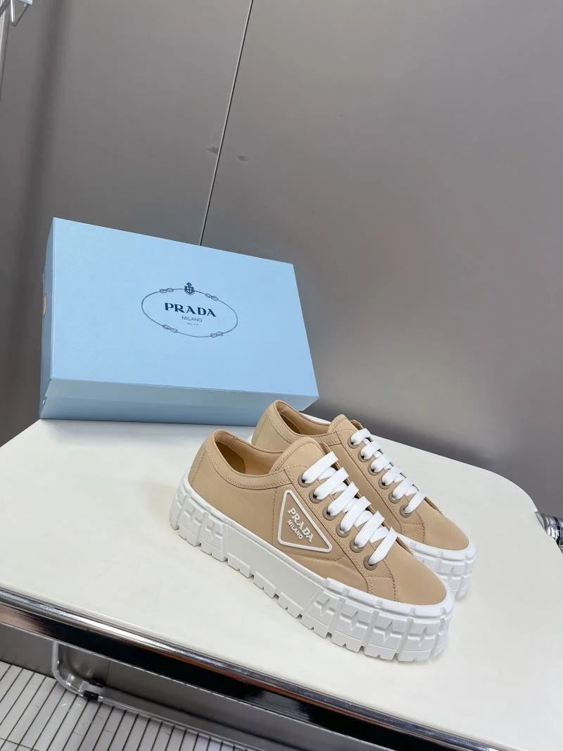 Prada Low Shoes EasyMatch 34424
