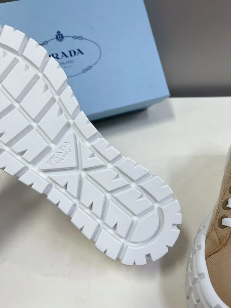Prada Low Shoes EasyMatch 34424