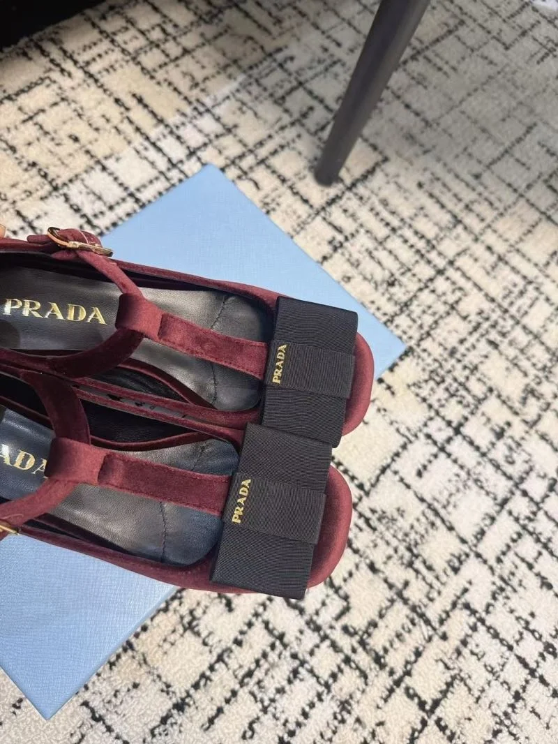 Packable Prada Low Shoes 34400