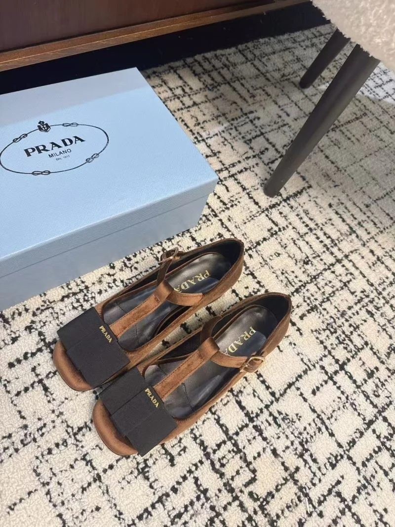 Upgraded Prada Low Shoes 34399