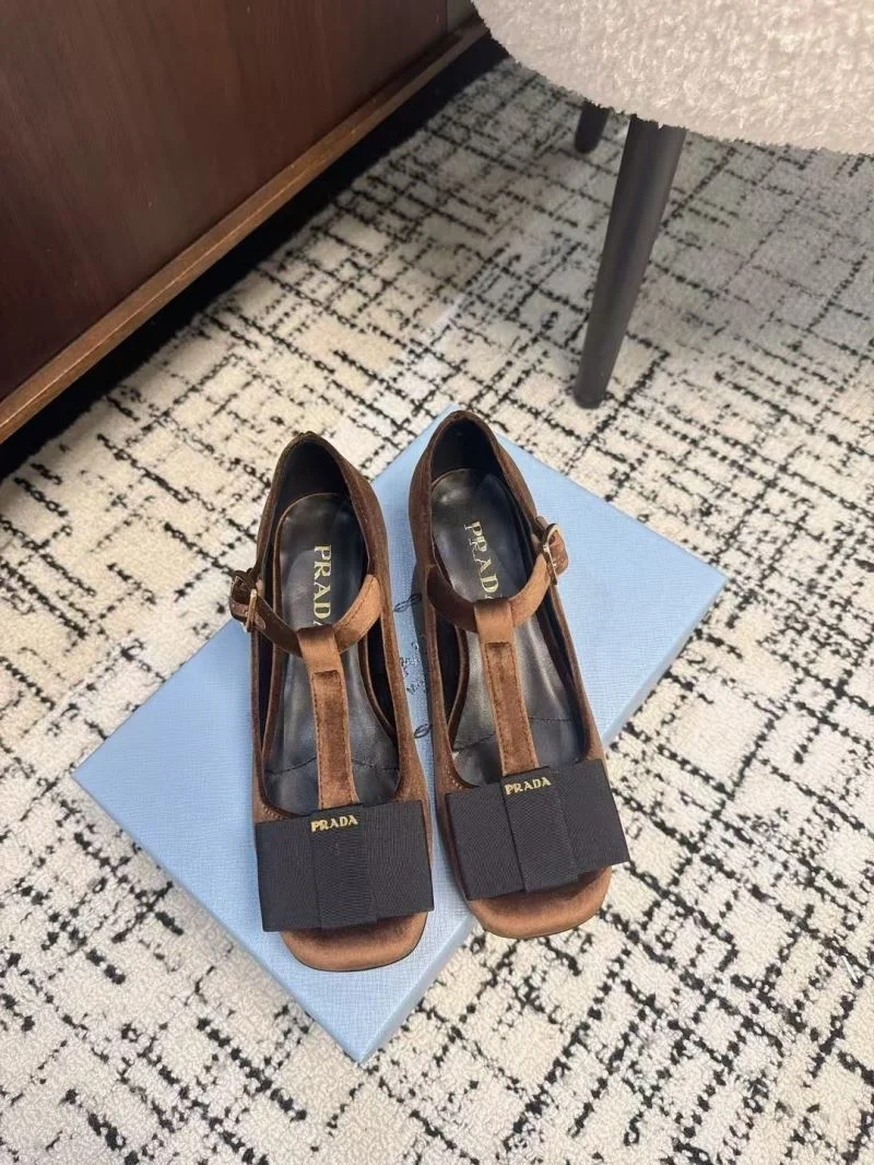 Upgraded Prada Low Shoes 34399