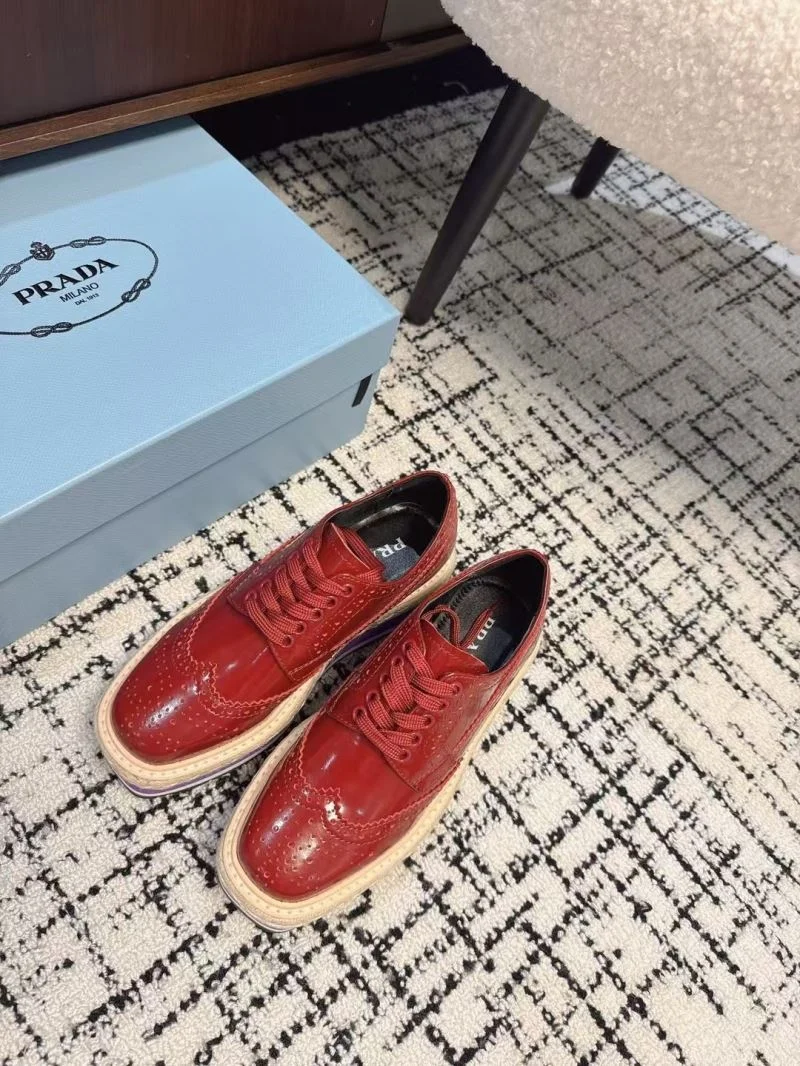 Prada Low Shoes Lightweight 34404