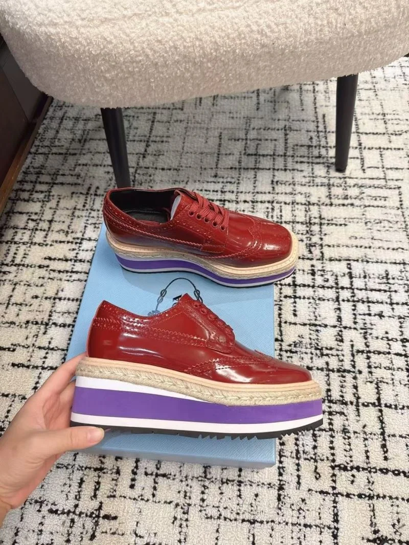 Prada Low Shoes Lightweight 34404