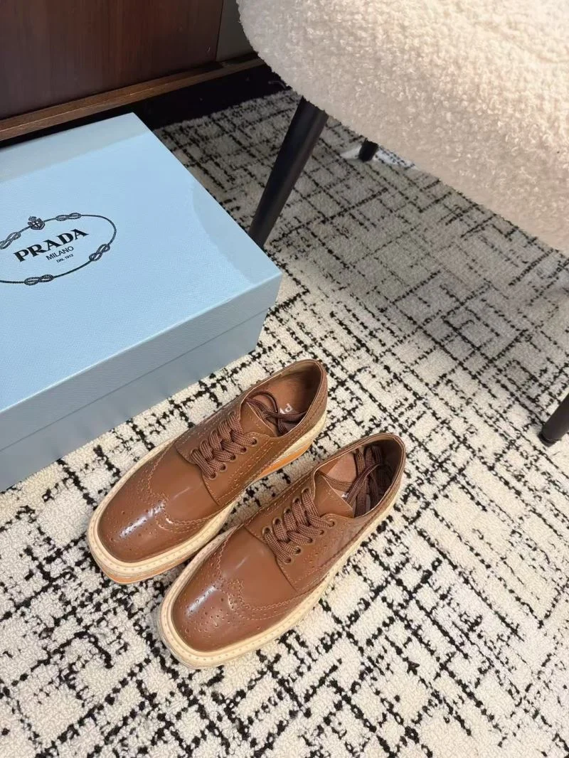 Sustainable Prada Low Shoes 34405