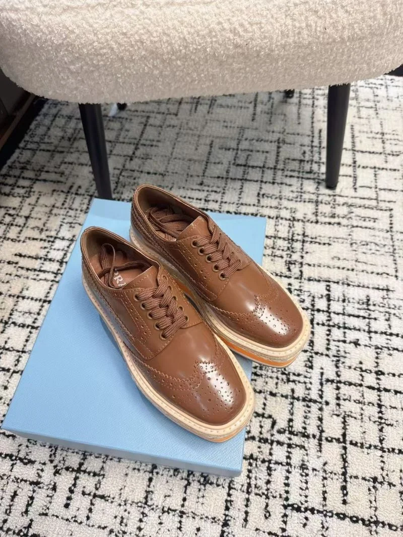 Sustainable Prada Low Shoes 34405