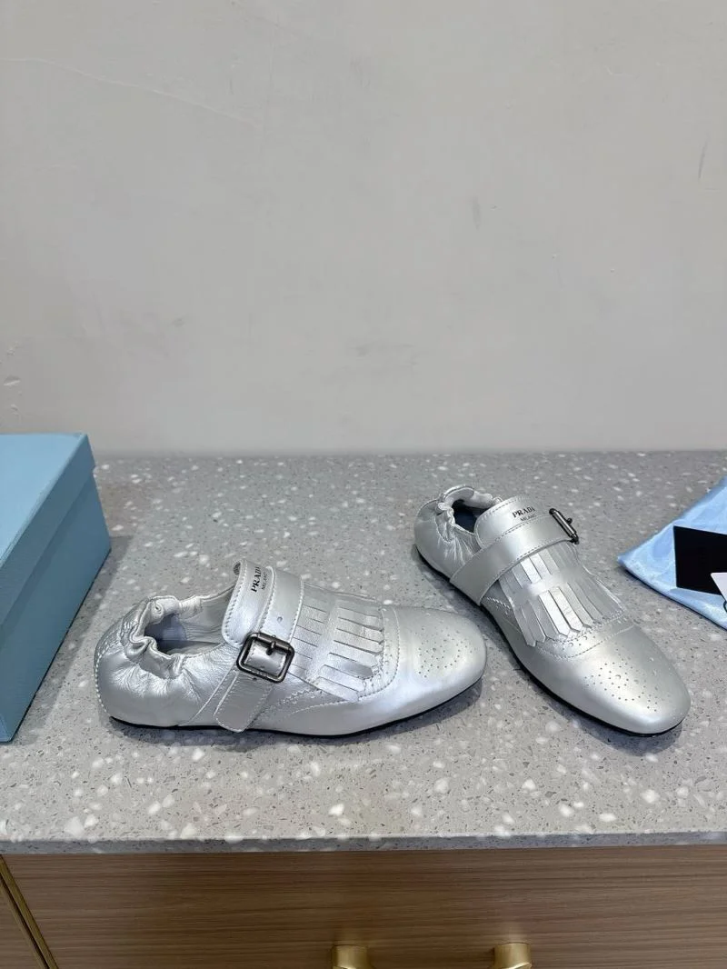Prada Low Shoes UrbanStyle 34395