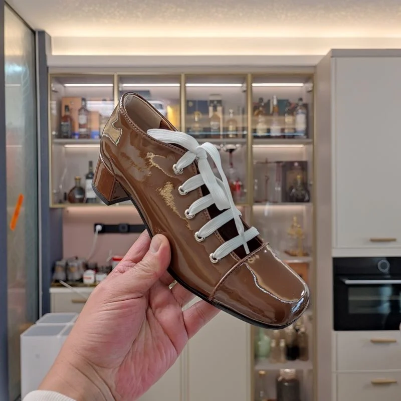 WellDesigned Prada Low Shoes 34389