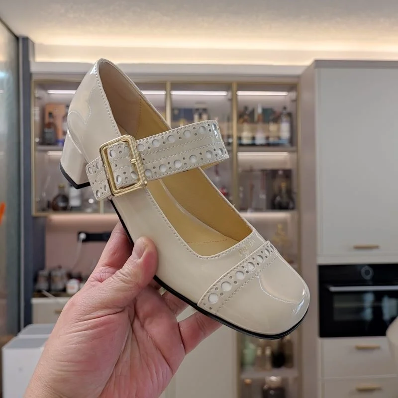 GoAnywhere Prada Low Shoes 34374
