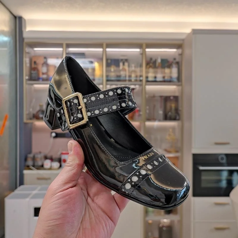 Prada Low Shoes Neat 34363