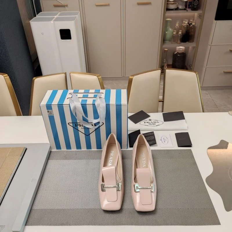 ZipUp Prada Low Shoes 34370