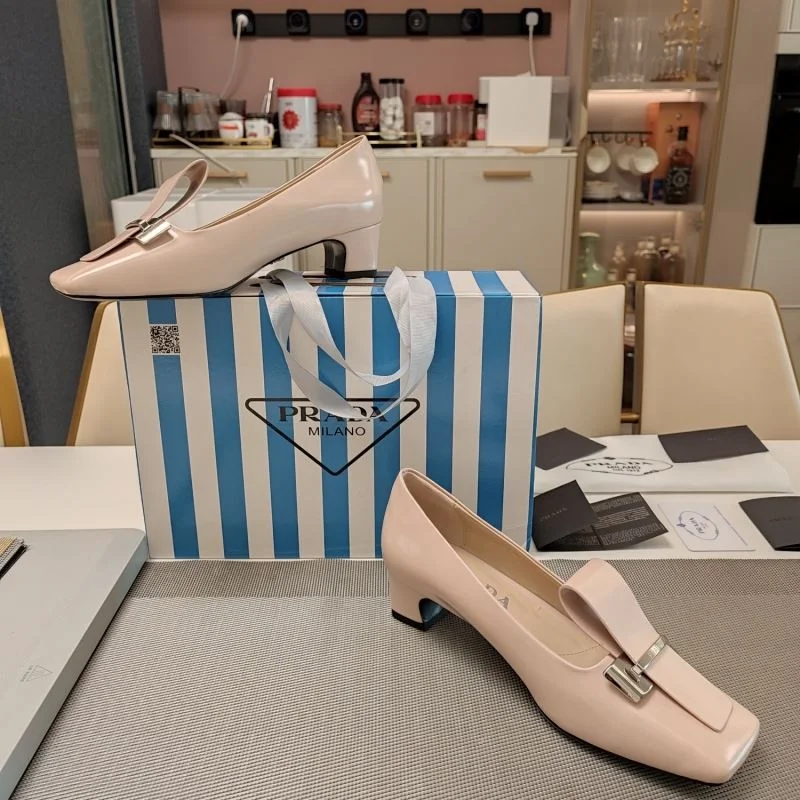 ZipUp Prada Low Shoes 34370