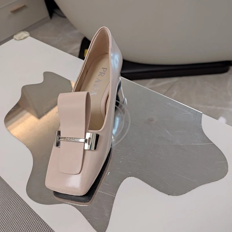ZipUp Prada Low Shoes 34370