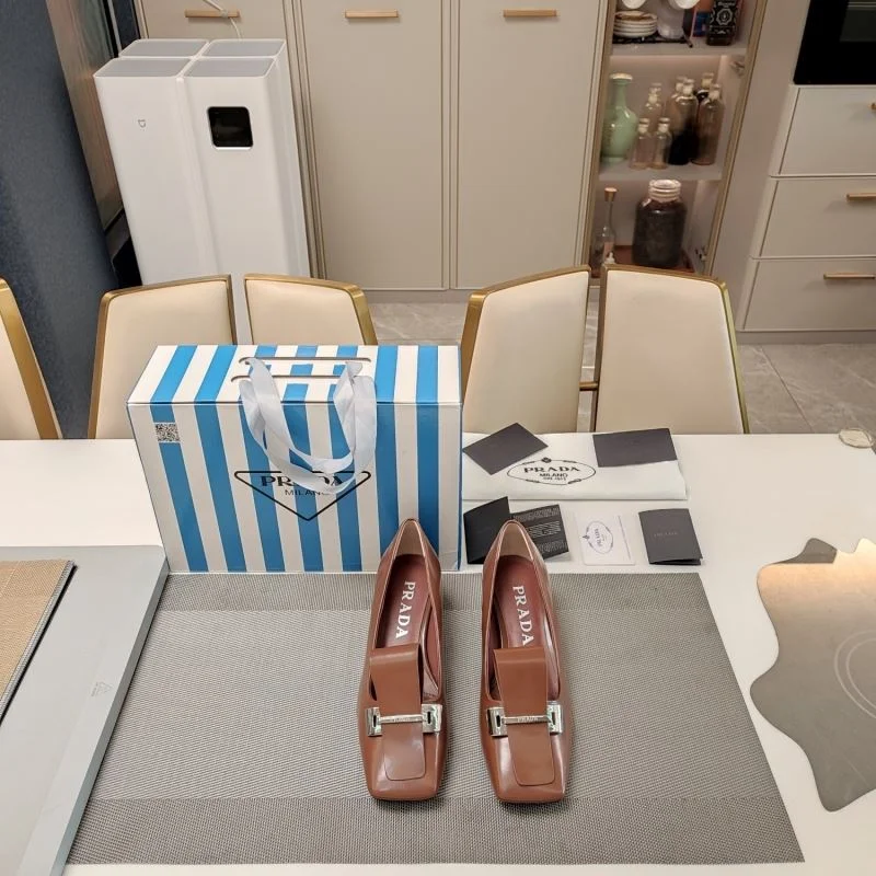 NewStyle Prada Low Shoes 34387
