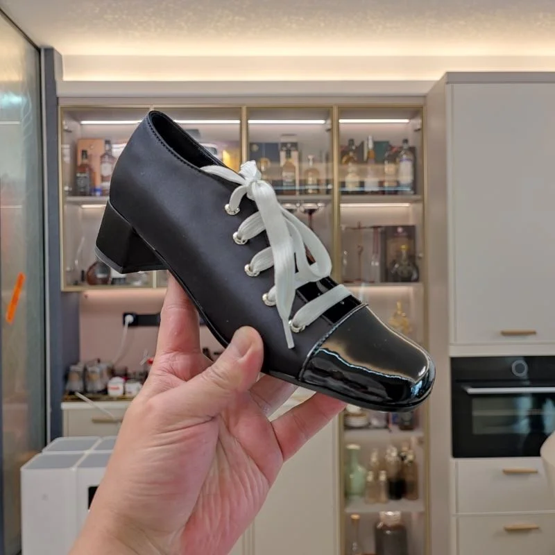 Minimalist Prada Low Shoes 34386