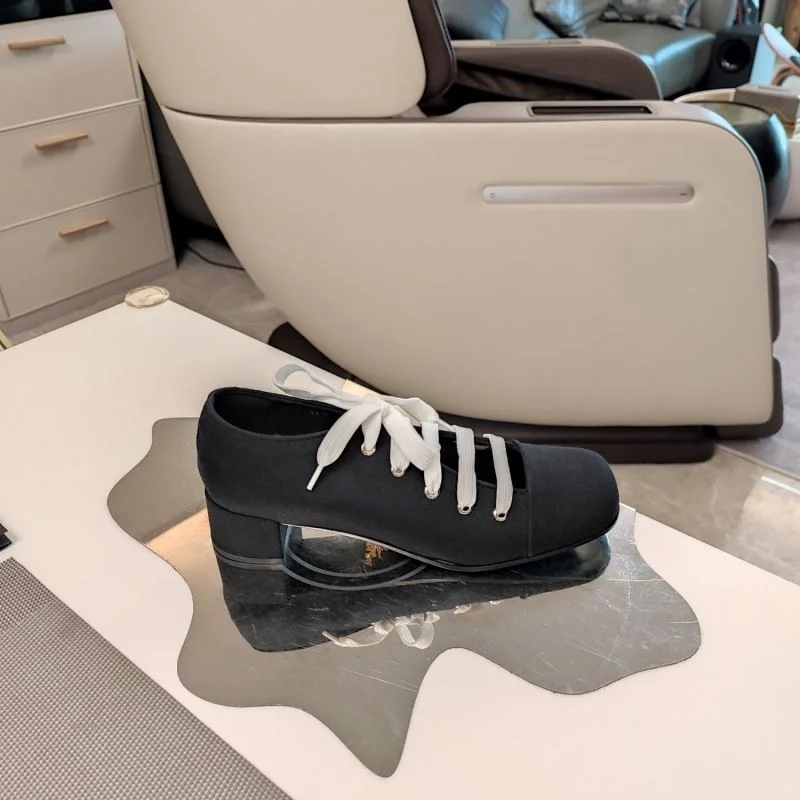 Prada Low Shoes EasyMatch 34390