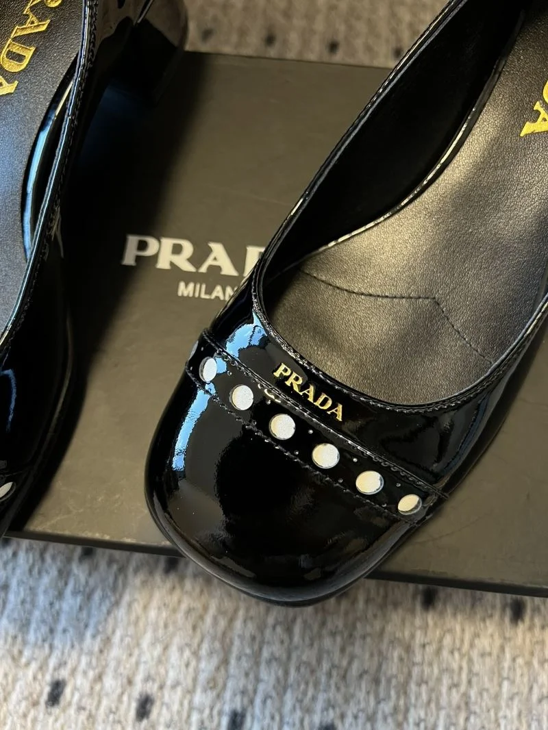 Prada Low Shoes Seasonal 34372