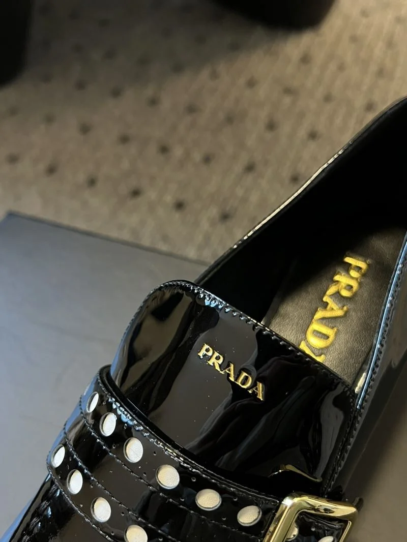 Prada Low Shoes WrinkleFree 34380