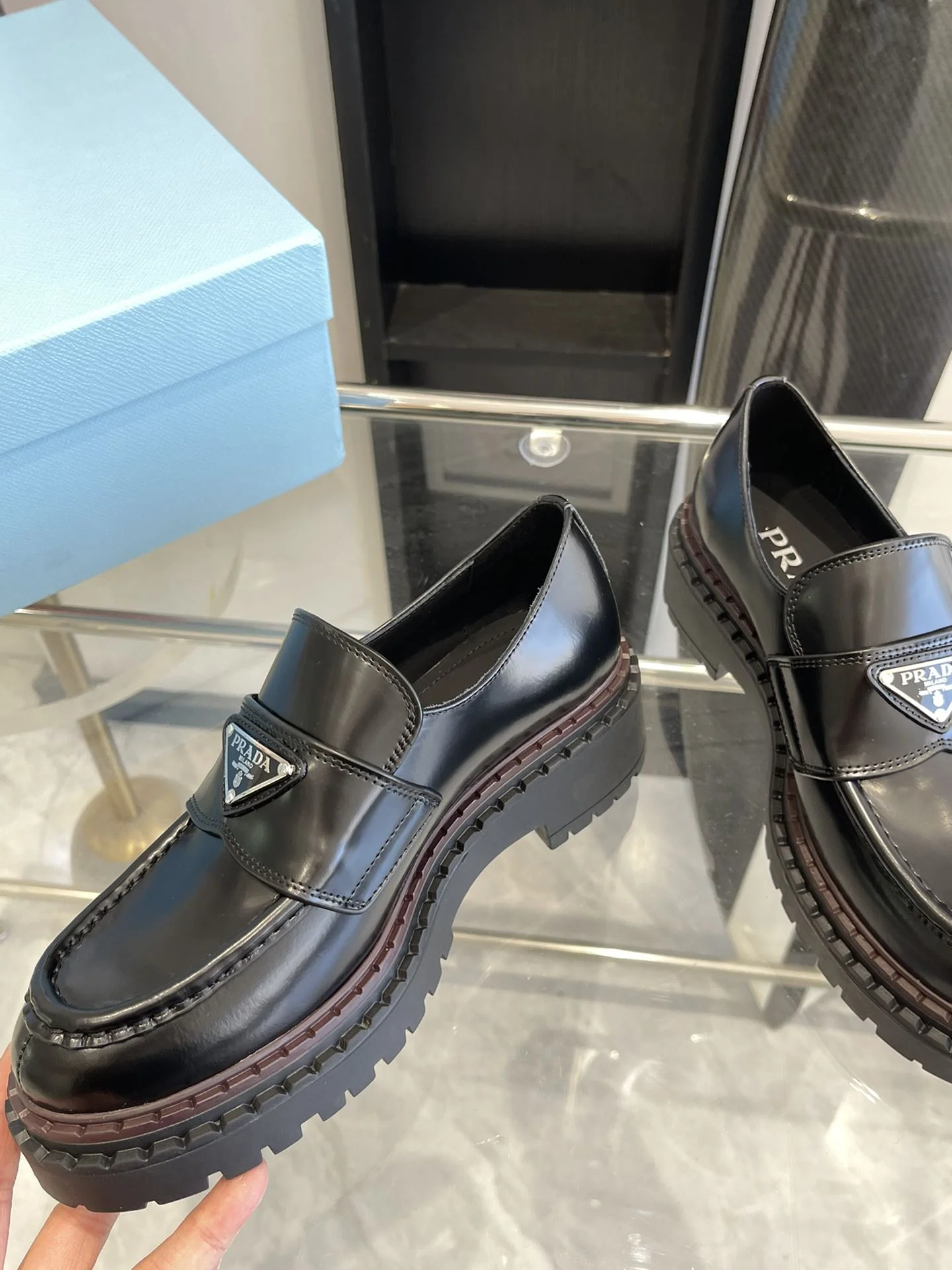 Prada Low Shoes RelaxedFit 34382