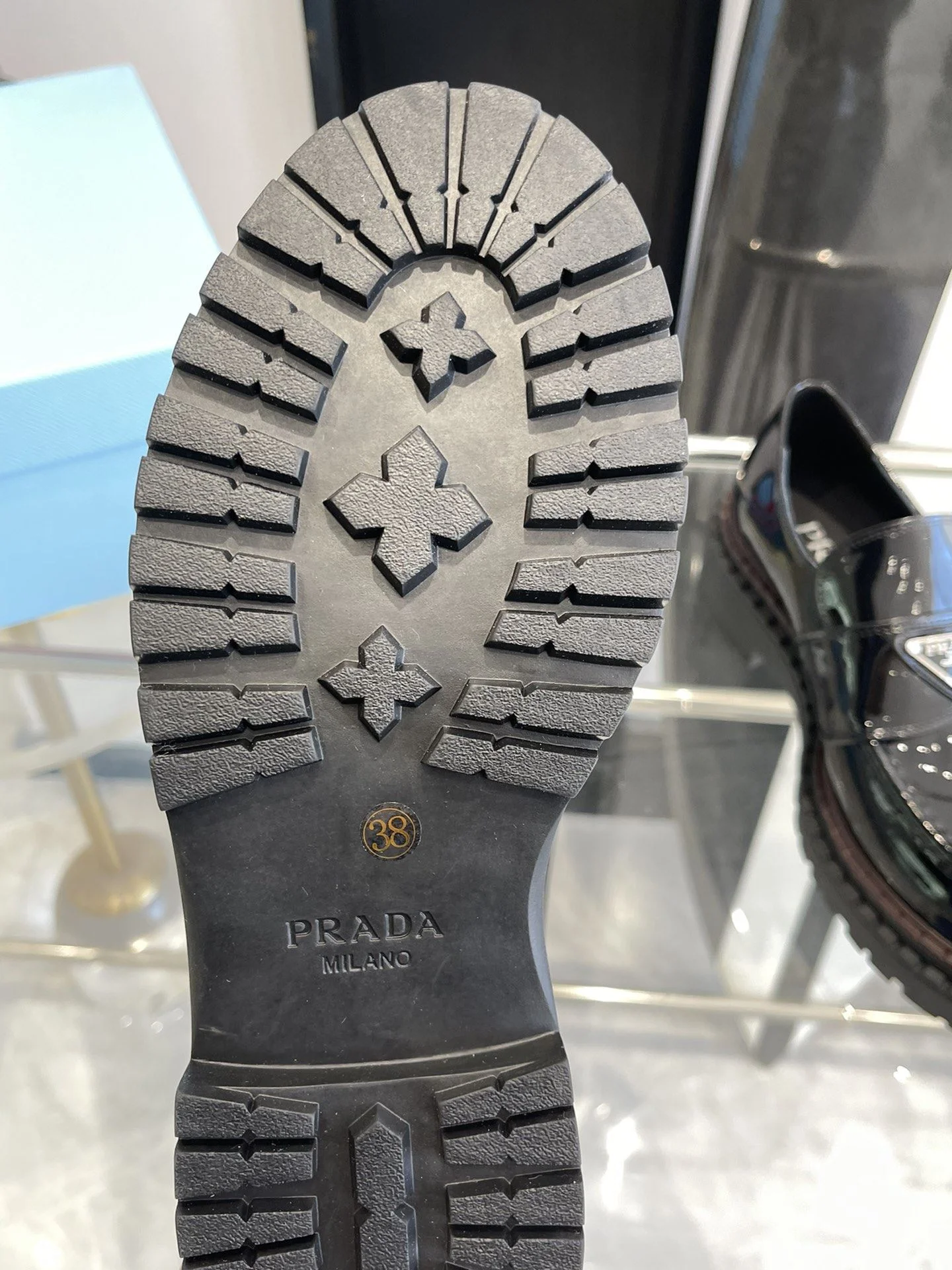 Prada Low Shoes UrbanStyle 34381