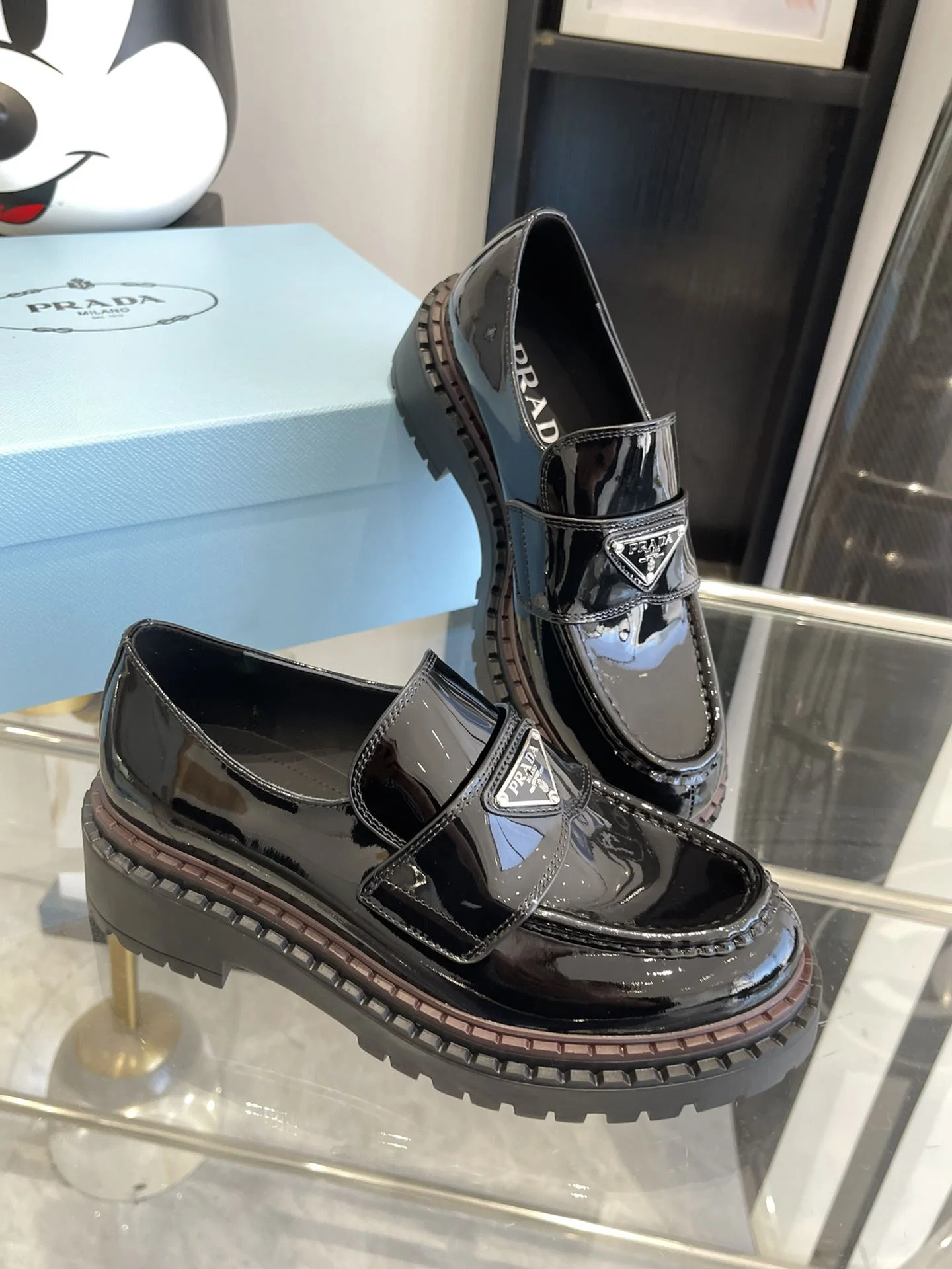 Prada Low Shoes UrbanStyle 34381