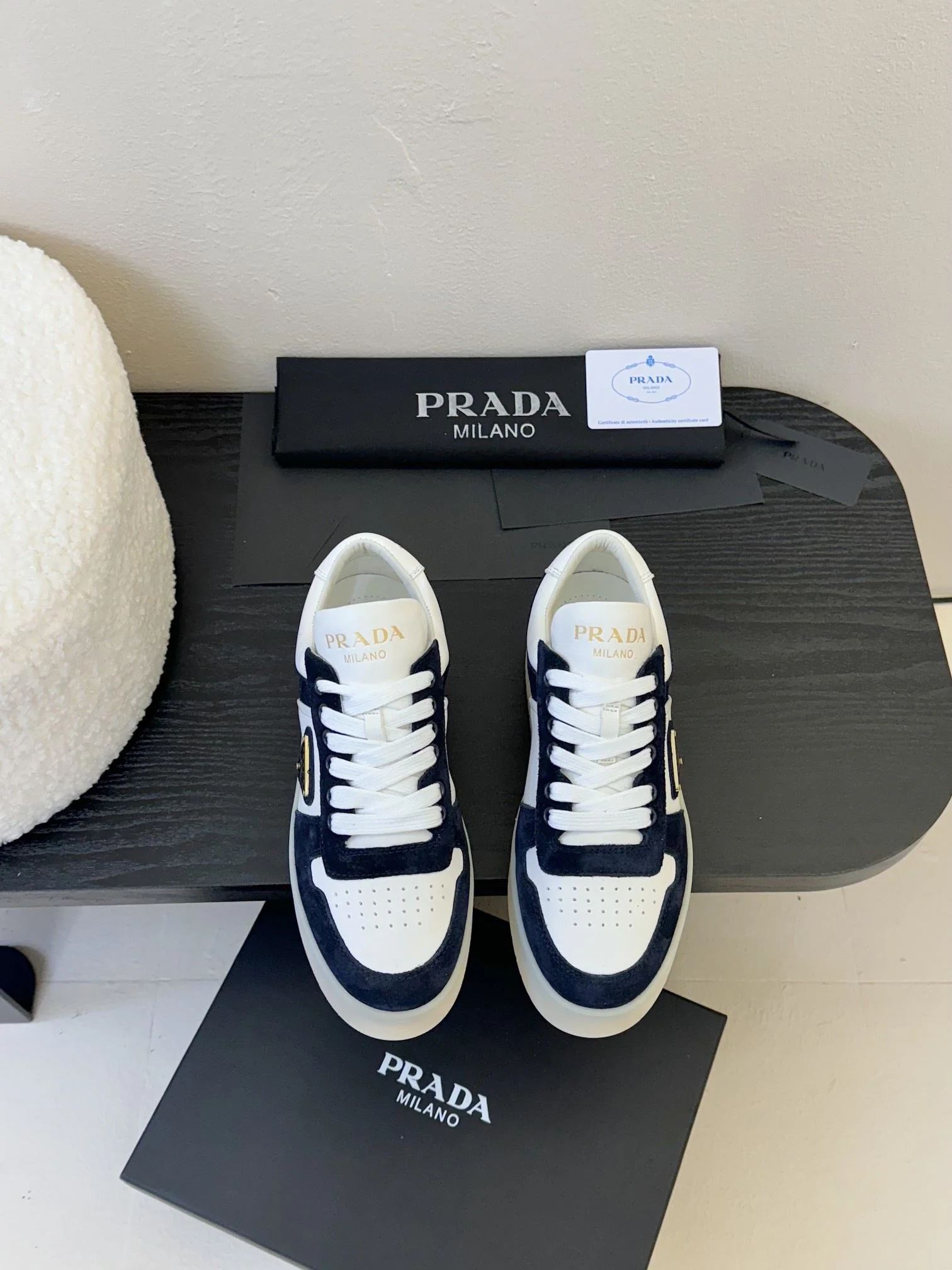 Prada Low Shoes ComfortFit 34377