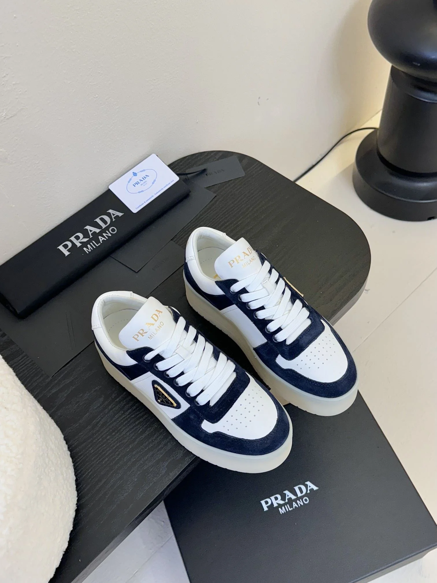 Prada Low Shoes ComfortFit 34377