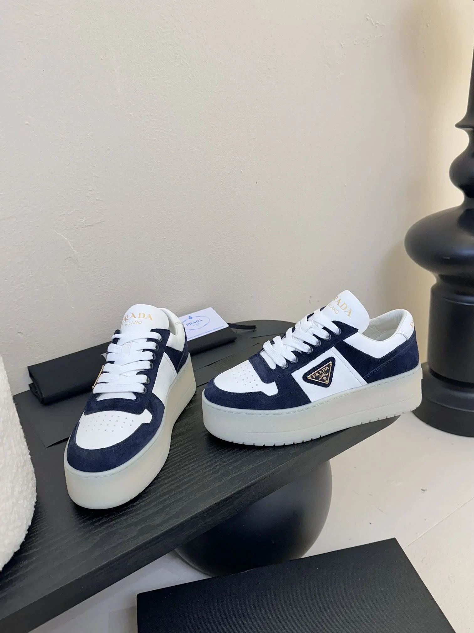 Prada Low Shoes ComfortFit 34377