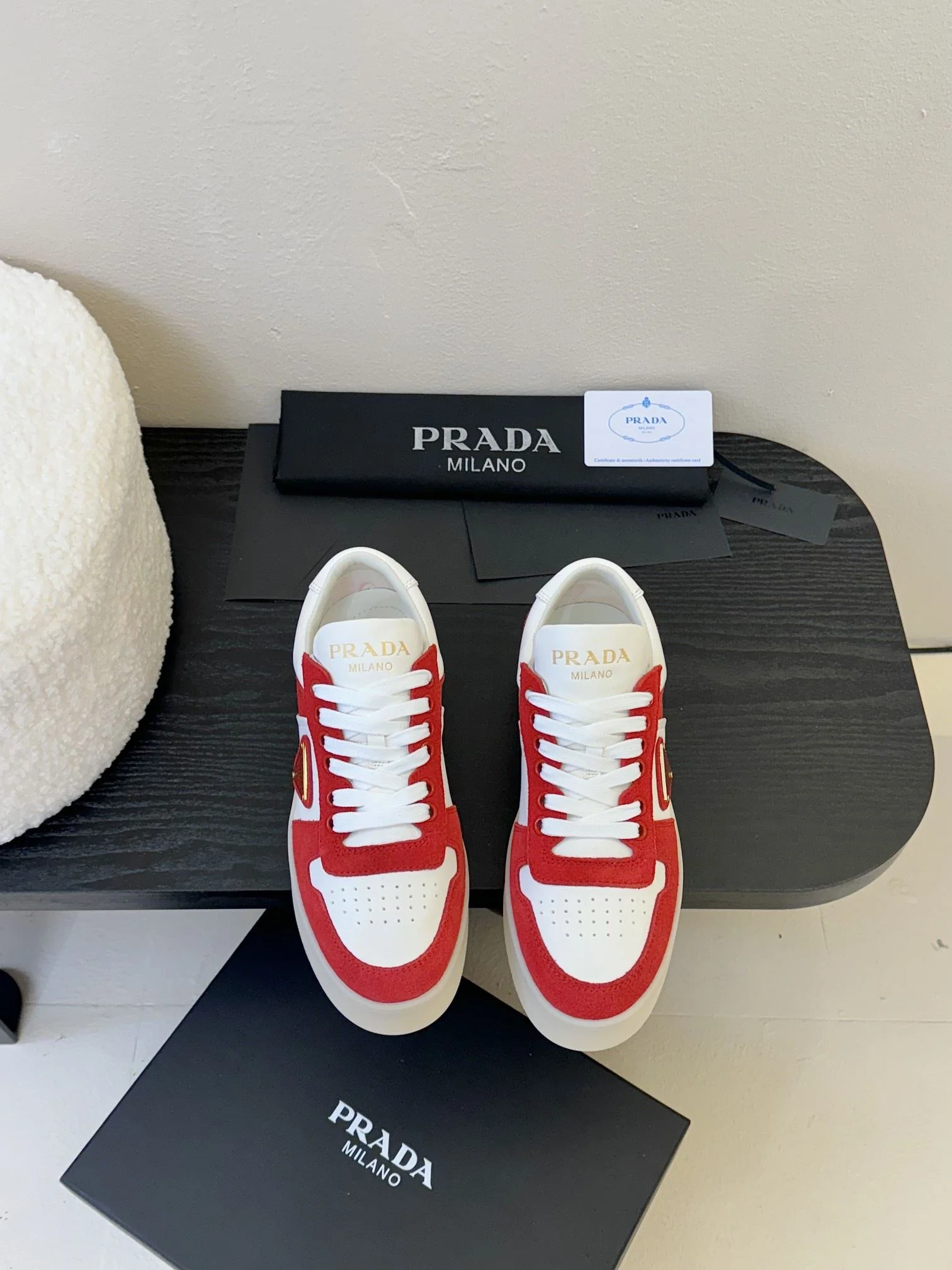 Lightweight Prada Low Shoes 34375