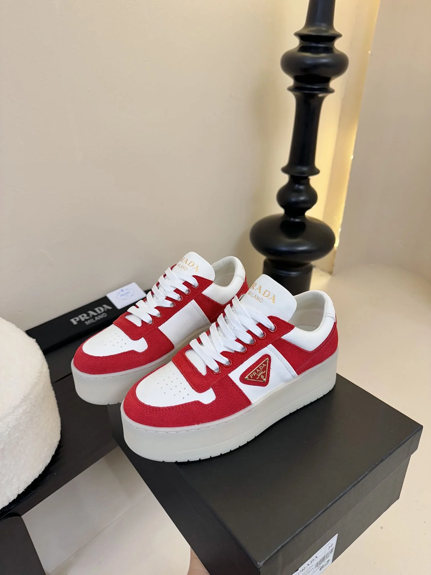 Lightweight Prada Low Shoes 34375