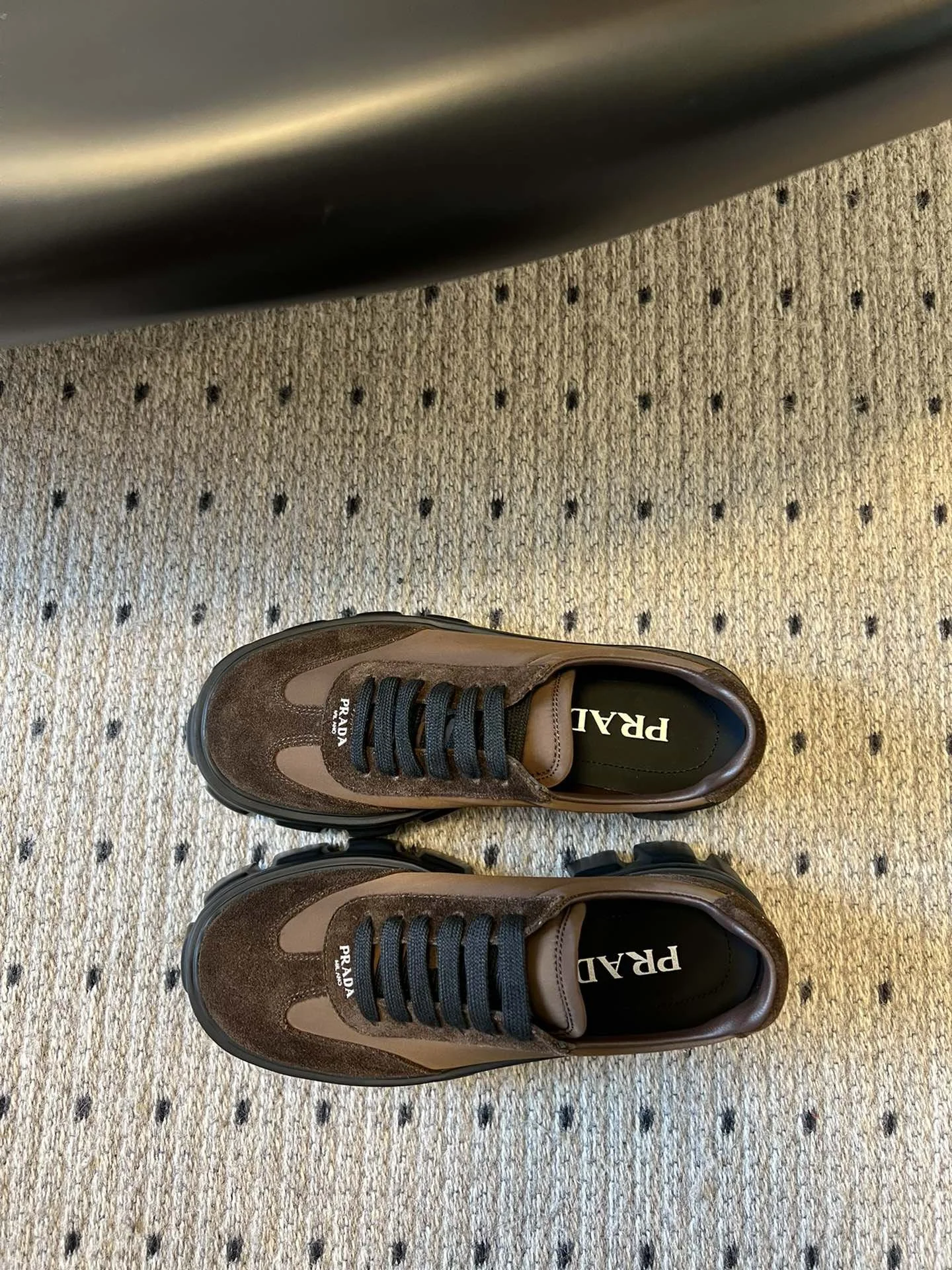 Prada Low Shoes Sleek 34359