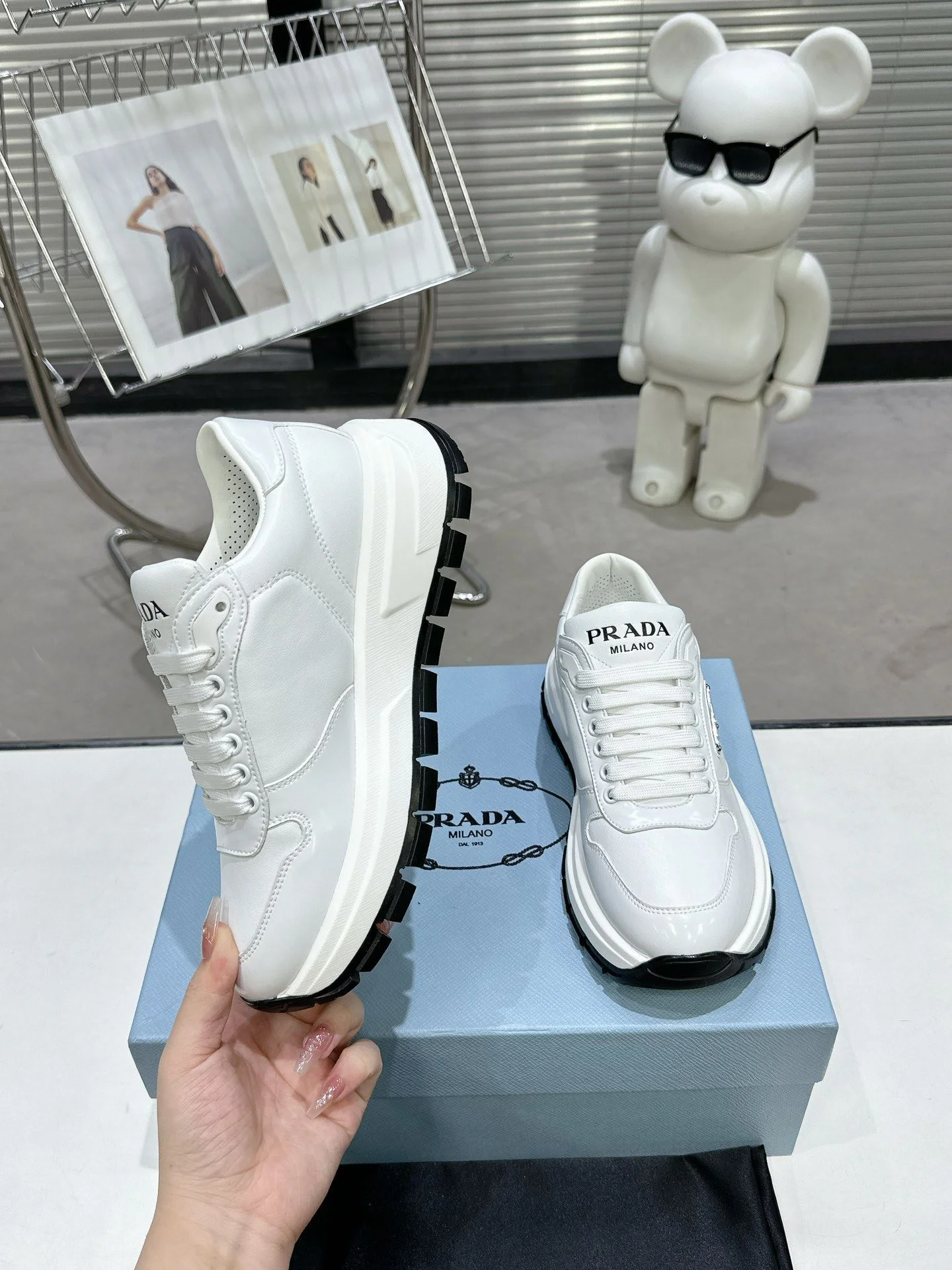 NewStyle Prada Low Shoes 34358