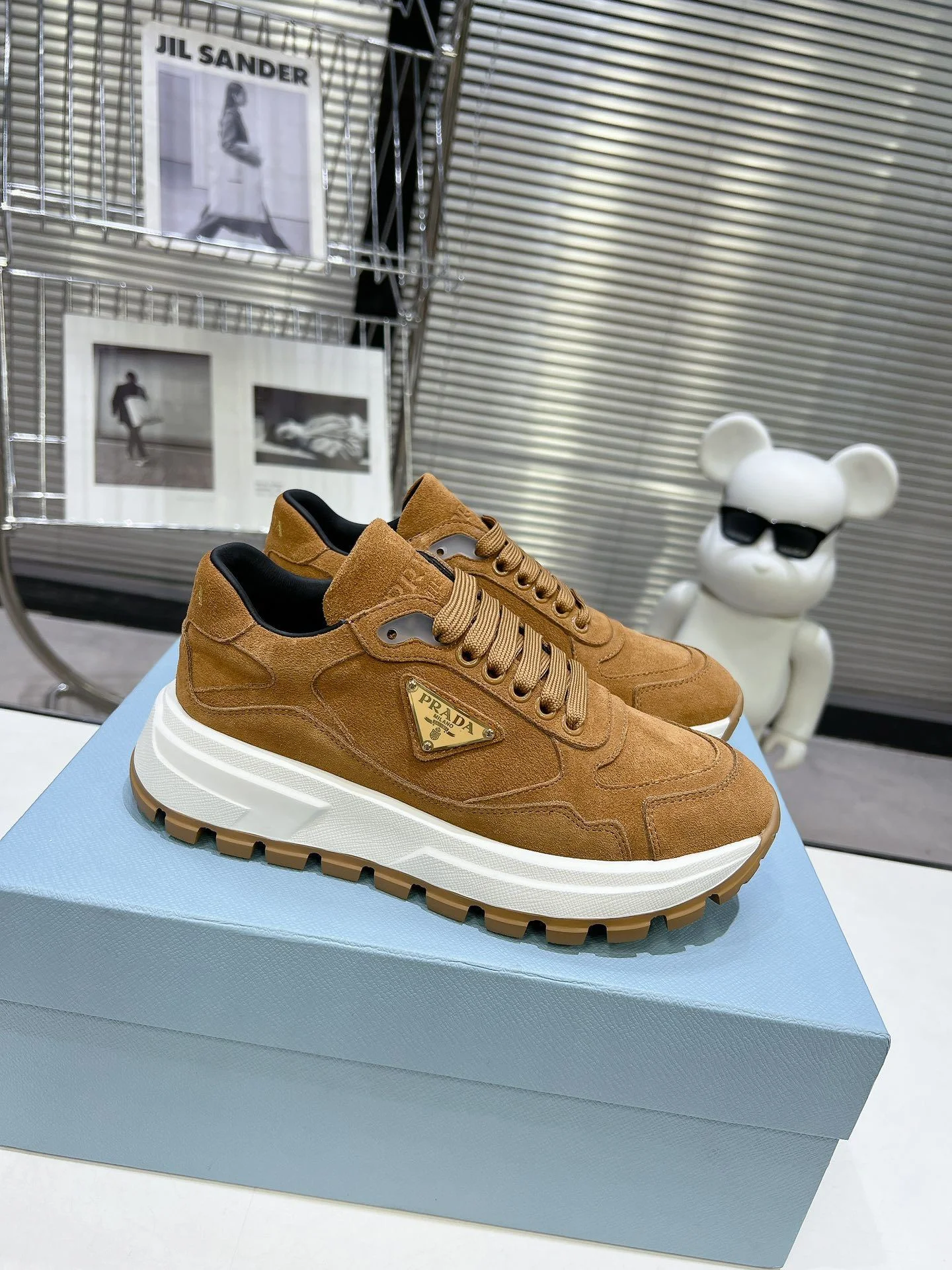 Prada Low Shoes Fashionable 34357