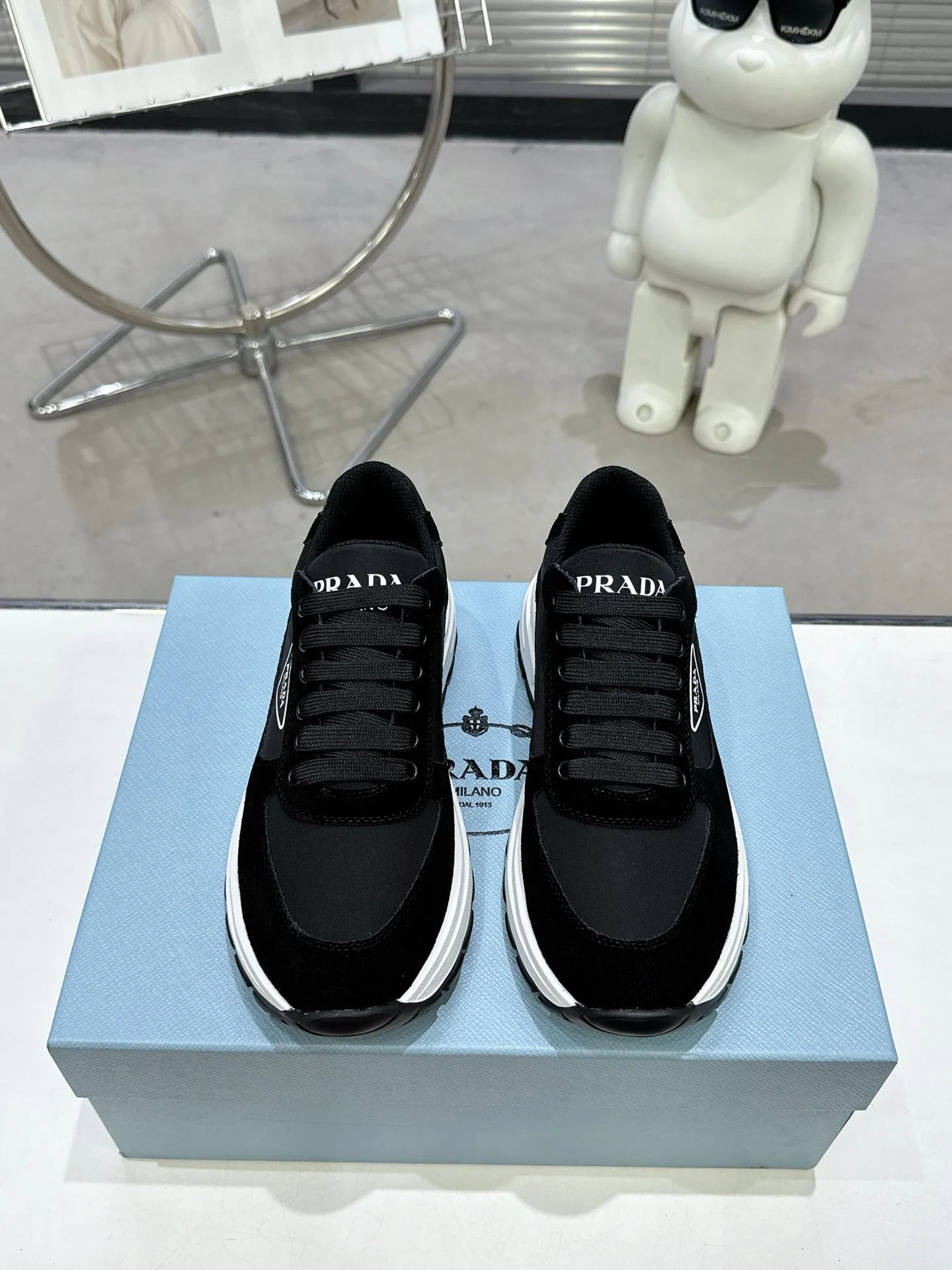 Prada Low Shoes Reliable 34354