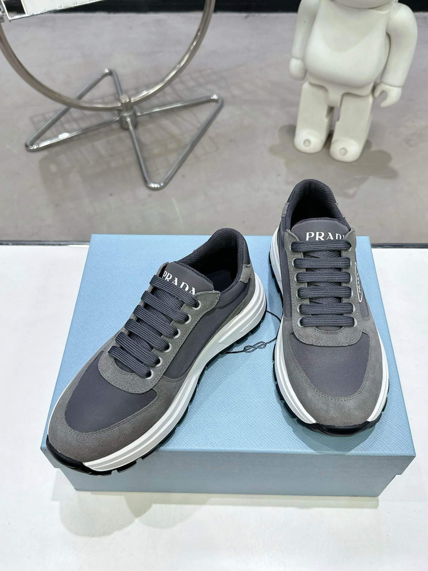 Prada Low Shoes Vibrant 34352