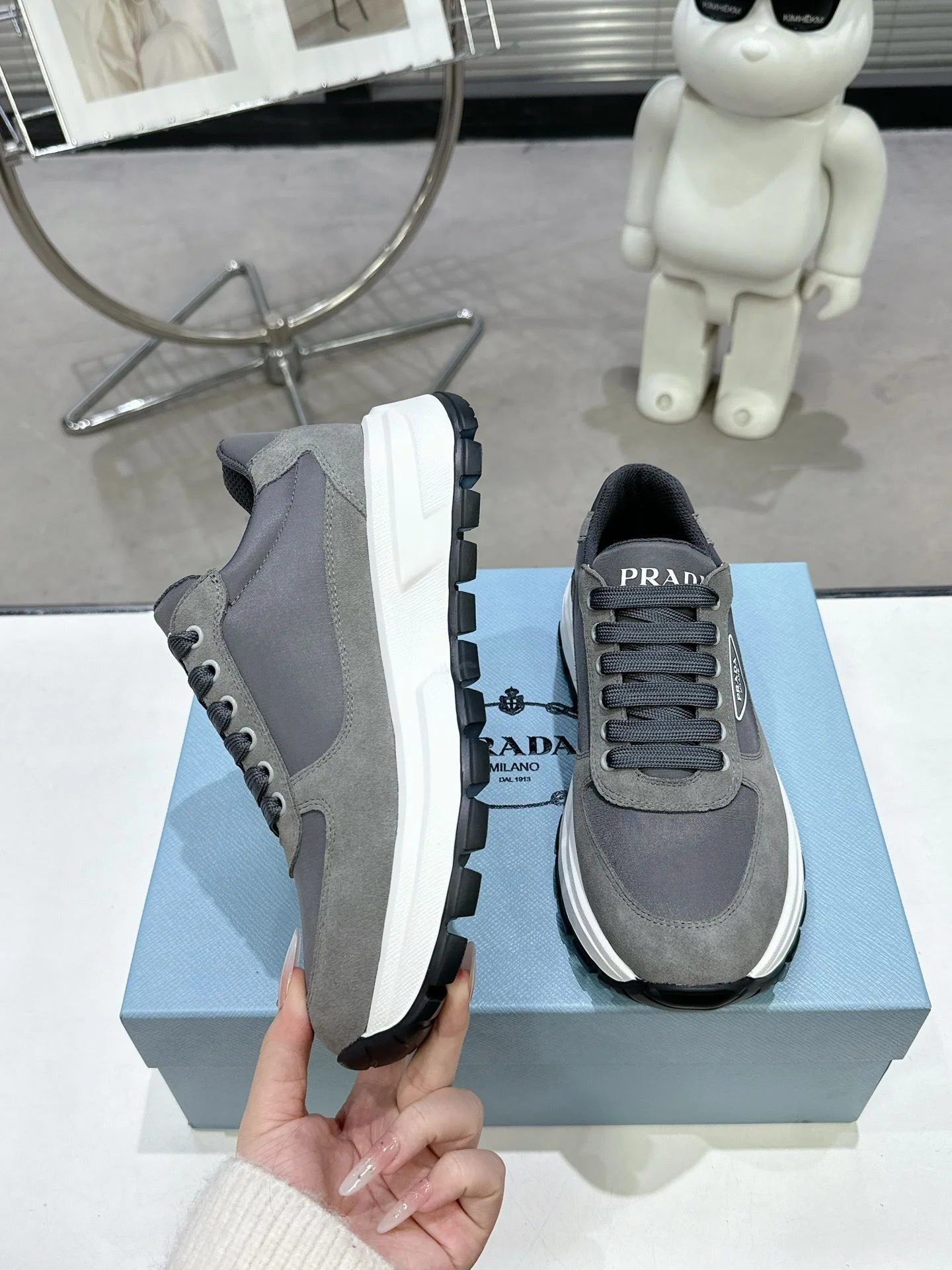 Prada Low Shoes Vibrant 34352