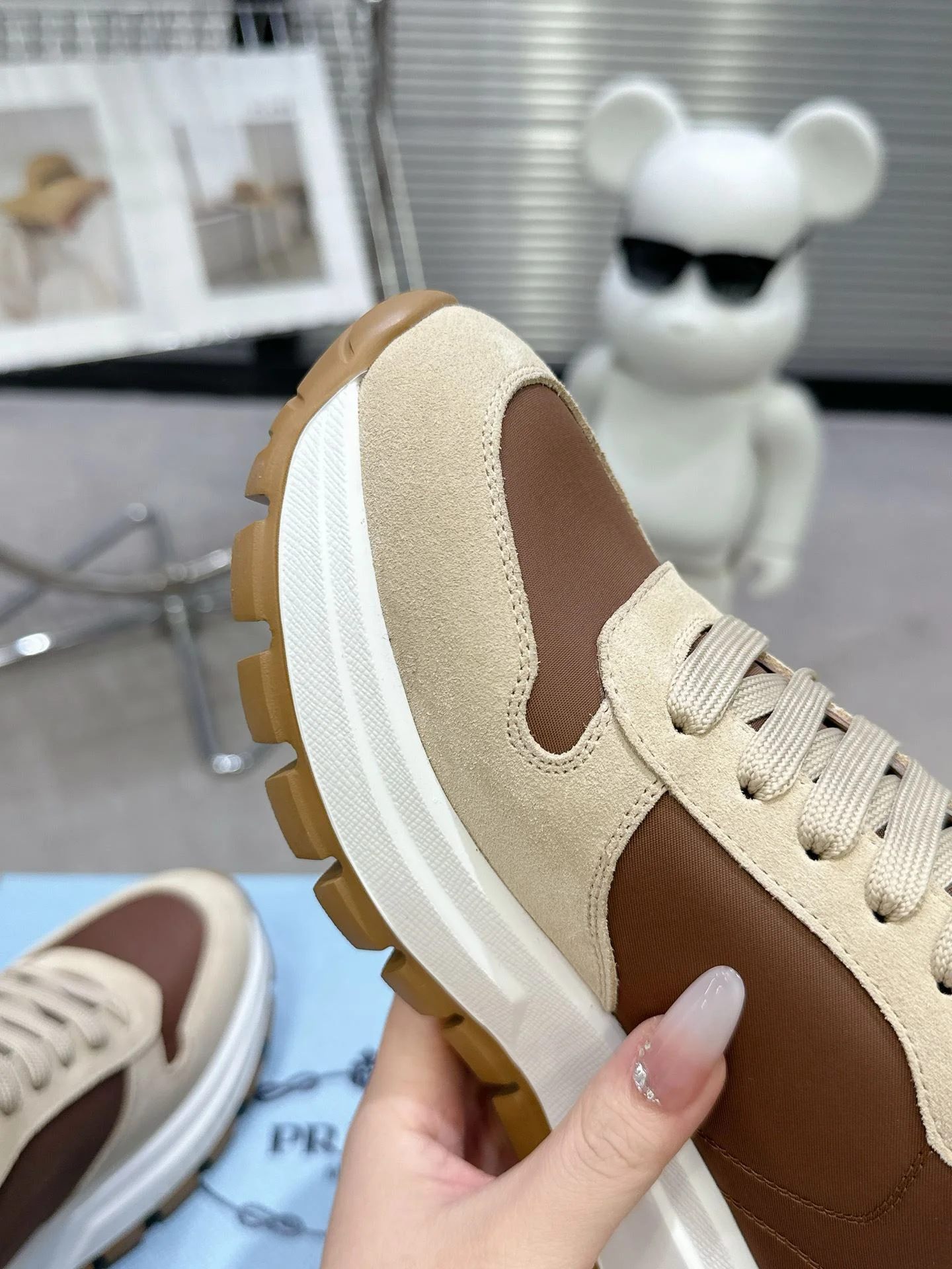 TechFriendly Prada Low Shoes 34351