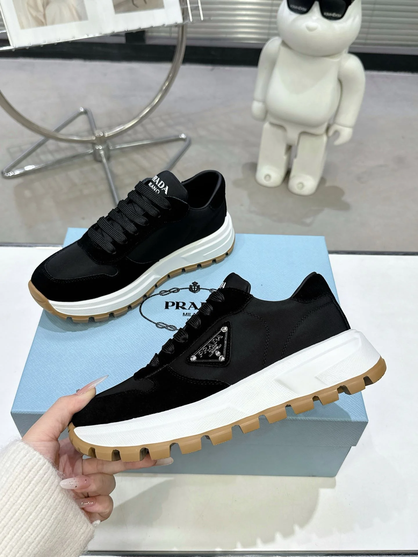 Prada Low Shoes ZipUp 34343