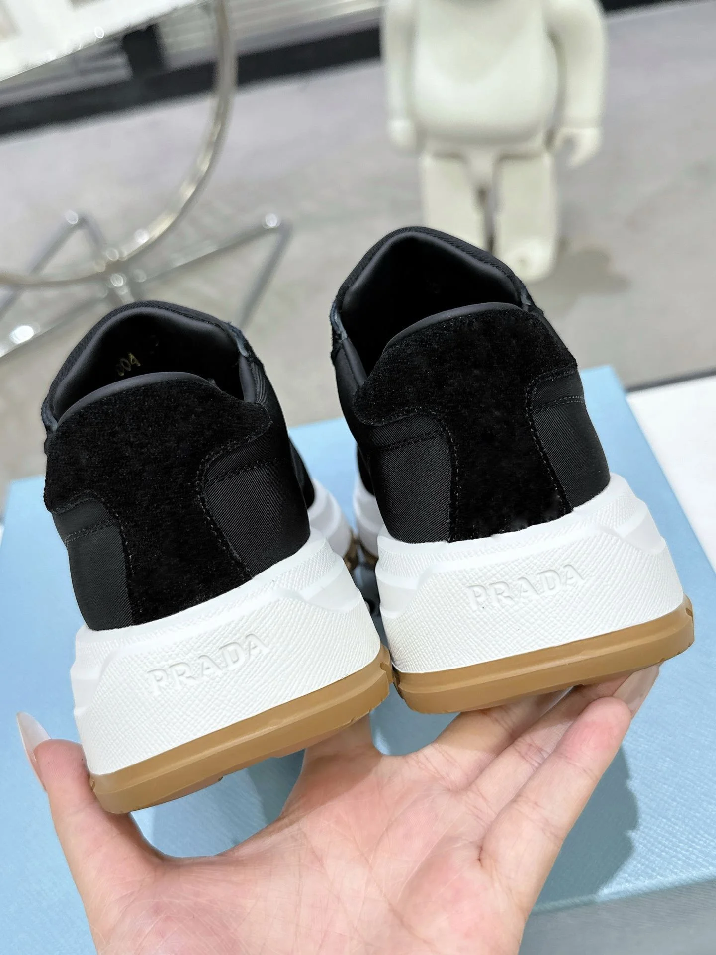 Prada Low Shoes ZipUp 34343