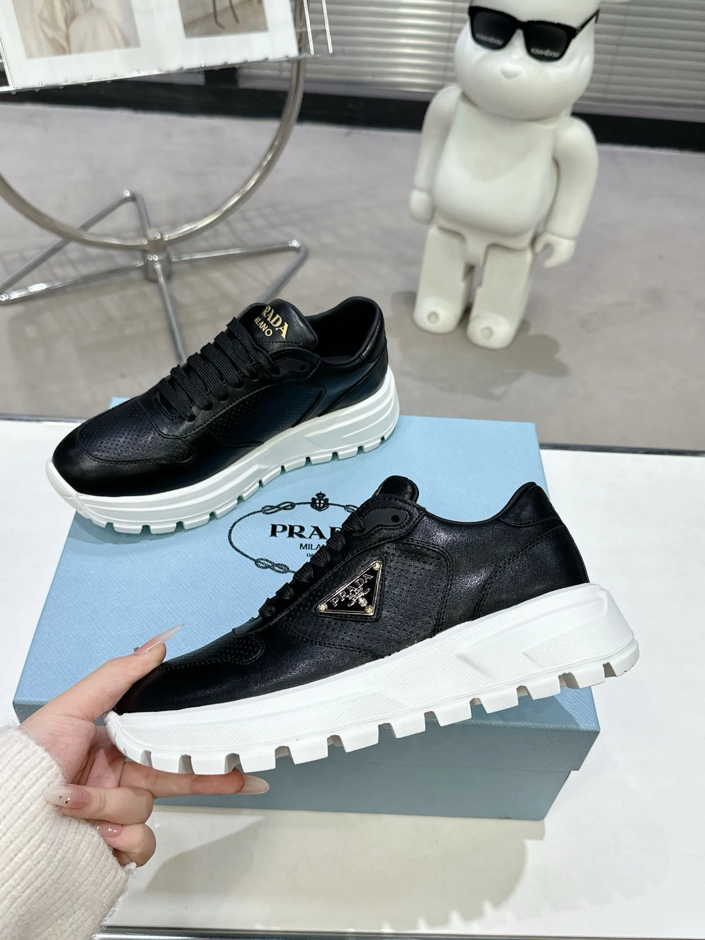 NewStyle Prada Low Shoes 34330