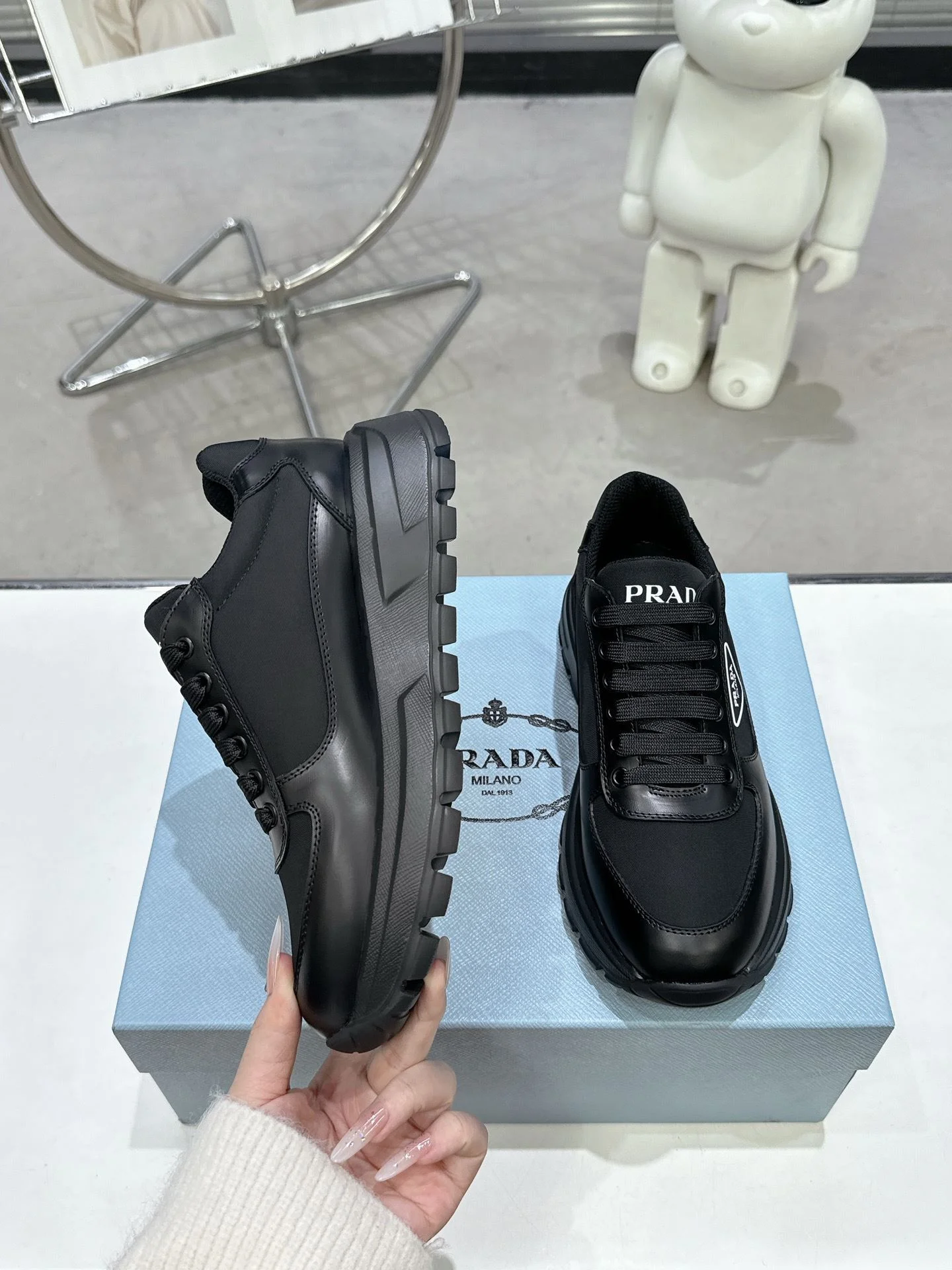 Prada Low Shoes StreetReady 34346