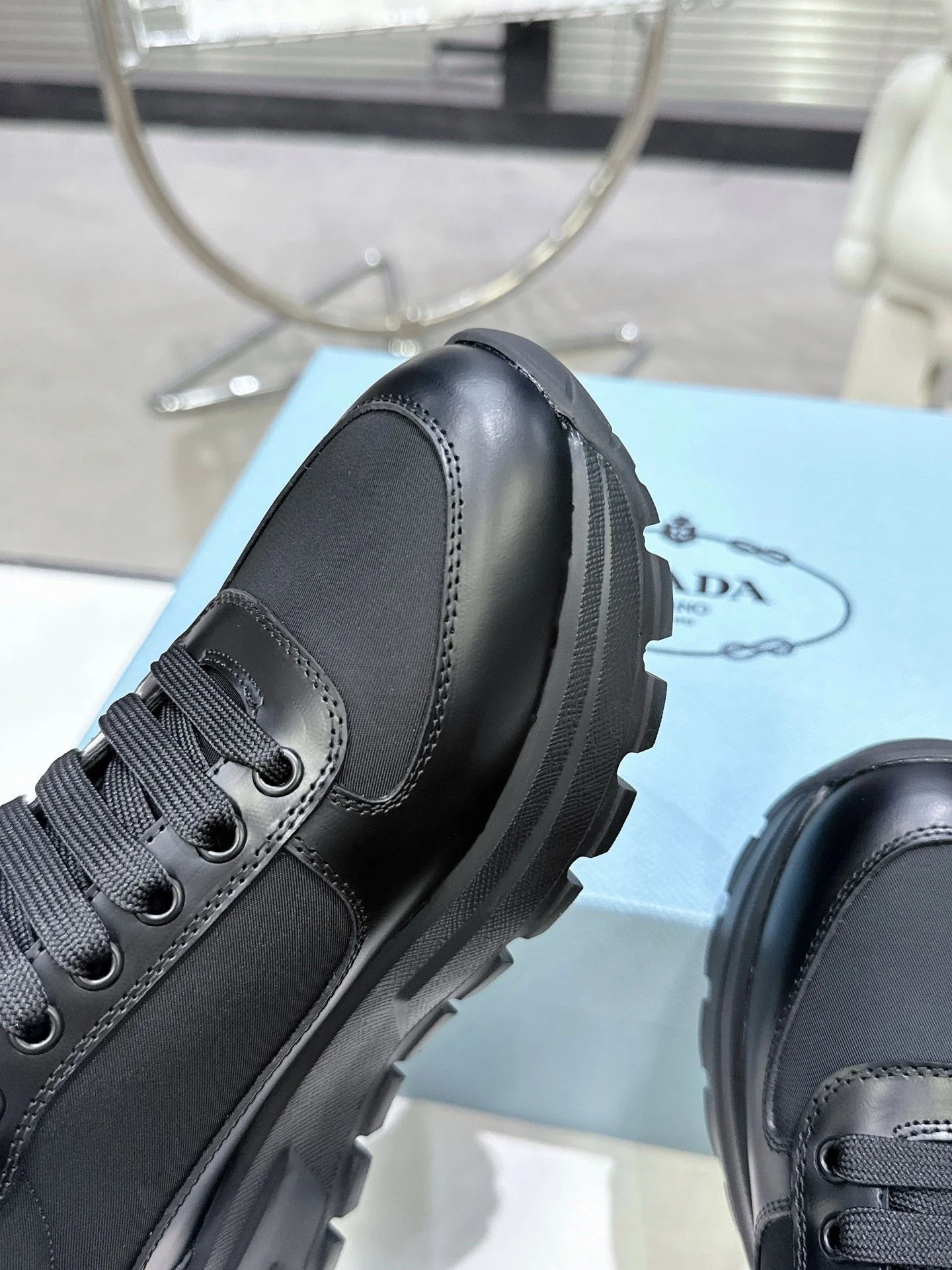 Prada Low Shoes StreetReady 34346