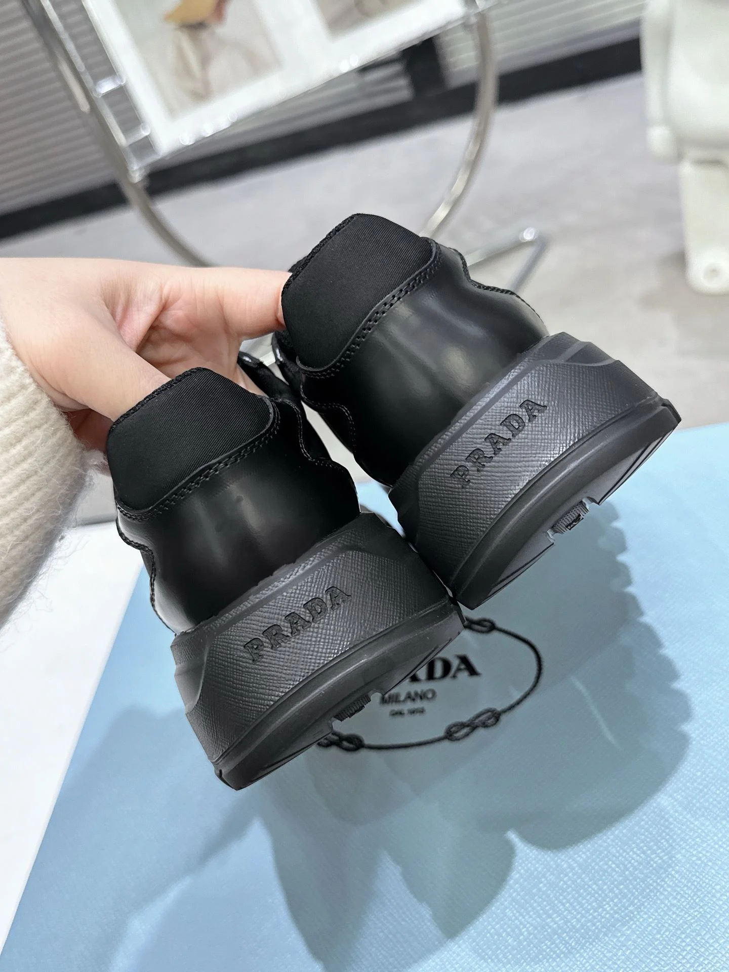 Prada Low Shoes StreetReady 34346