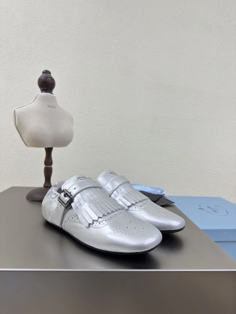 Prada Low Shoes DailyWear 35139