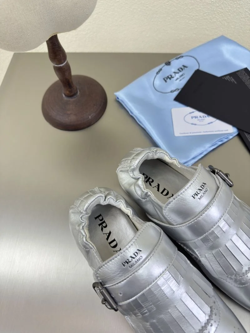 Prada Low Shoes DailyWear 35139