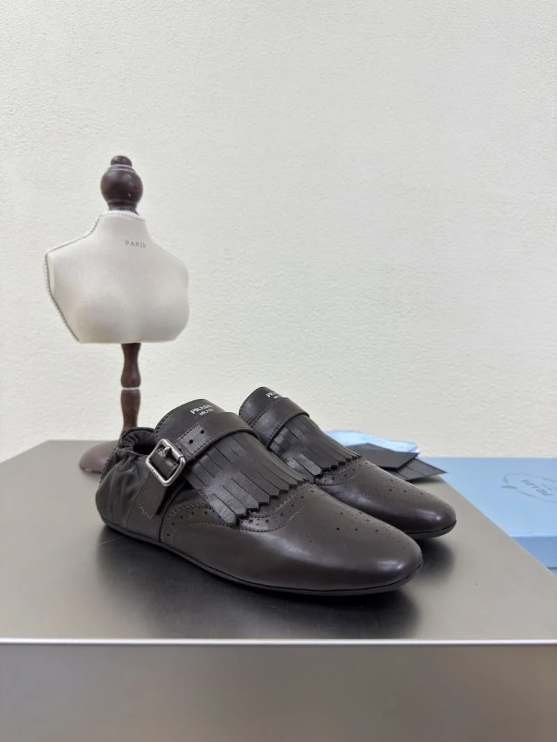 GoAnywhere Prada Low Shoes 35135