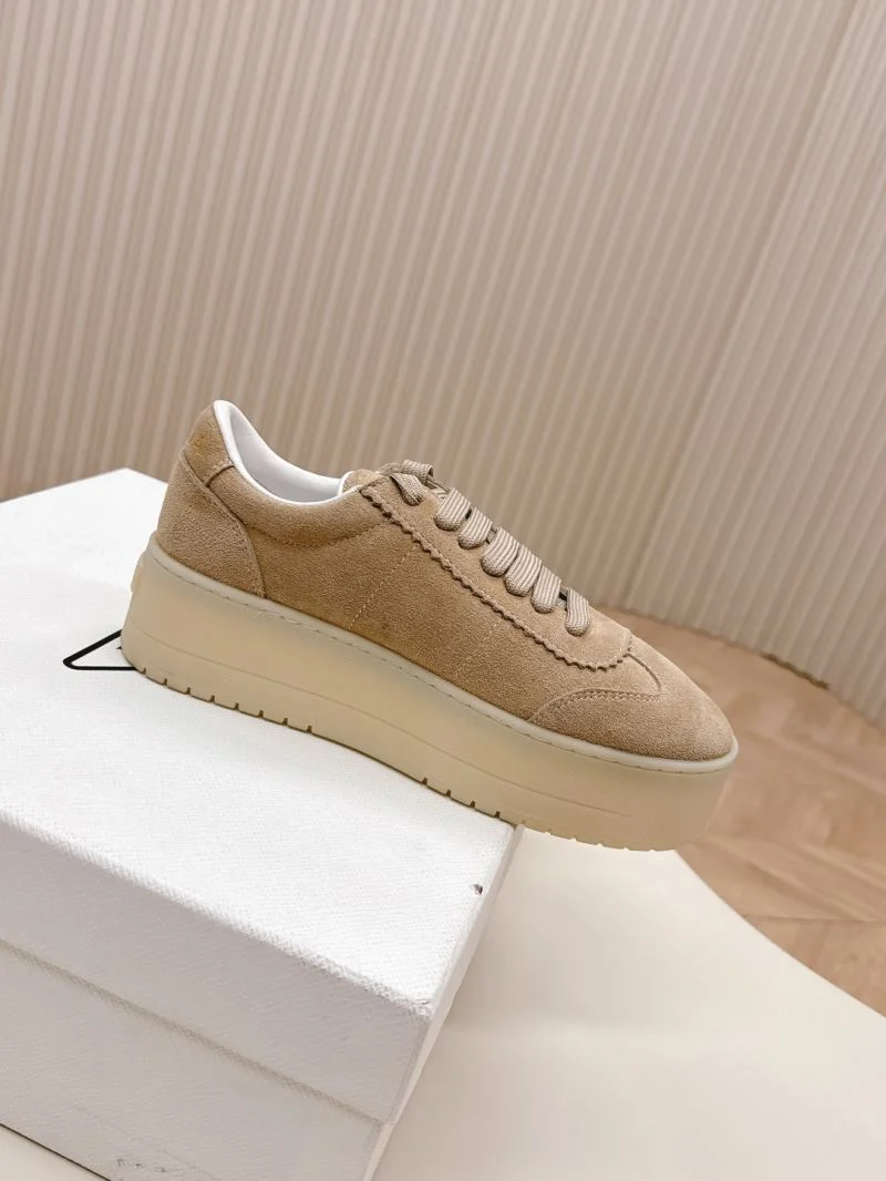 Sustainable Prada Low Shoes 35110